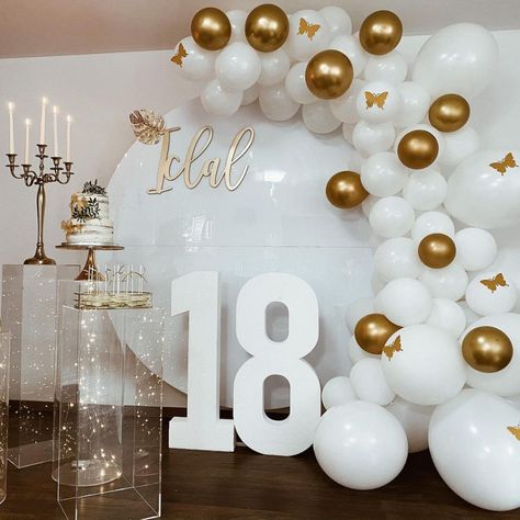 18th Birthday Theme, 18th Party Themes, 18th Birthday Party Ideas, 18th Party Ideas, 18th Birthday Party Themes, Theme White, 21st Bday Ideas, 18th Birthday Decorations, 16th Birthday Decorations