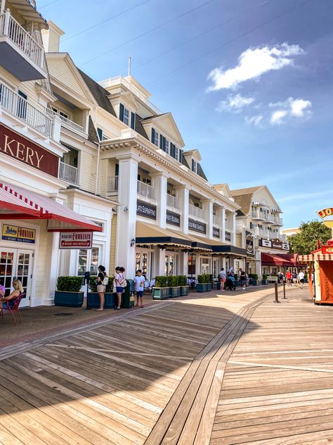 Florida Beach Town Aesthetic, Old Beach Town Aesthetic, Coastal Beach Town Aesthetic, Costal City Aesthetic, Beachside Town Aesthetic, Coast Town Aesthetic, Small Coastal Town, Coastal Town Bloxburg, Beach Town Layout