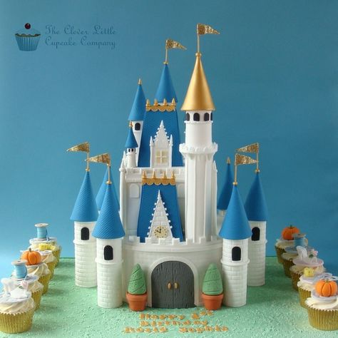 Cinderella Castle Cake, Disney Castle Cake, Disney Cinderella Castle, Princess Castle Cake, Cinderella Cake, Fantasy Cake, Cool Cake Designs, Castle Cake, Cinderella Party