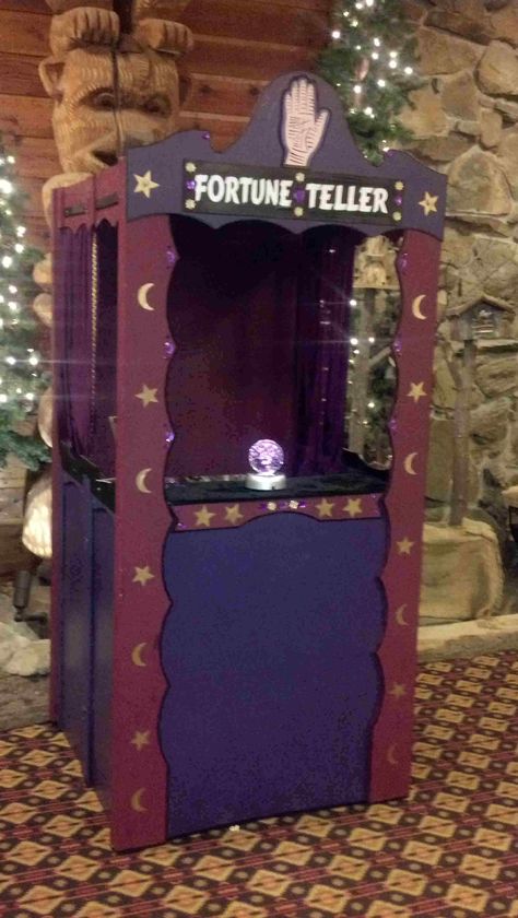 fortune teller party | The "Party Palm Reader"- Stephen Christopher Psychic Party Decorations, Palm Reader Costume, Fortune Telling Booth, Circus Halloween Decorations, Fortune Teller Party, Fortune Teller Table, Circus Halloween Party, Carnevil Halloween Party, Psychic Party