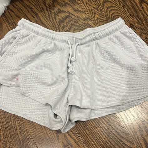 So Cute! Worn Once With Tiny Stain At Bottom Of Shorts. Brandy Melville Sweat Shorts, Vacay Packing, Brandy Shorts, Brandy Melville Shorts, Pink Polka Dot Dress, Dolphin Shorts, Tomboy Style, Pj Shorts, Black Jean Shorts