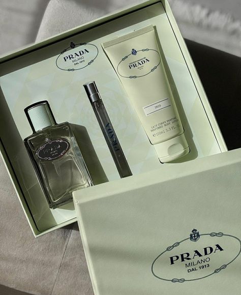 #prada#aesthetic Fashion Designers, Prada Products, Prada Makeup, Prada Aesthetic, Insta Inspiration, Future Lifestyle, Luxury Beauty, Pretty Things, Influencer