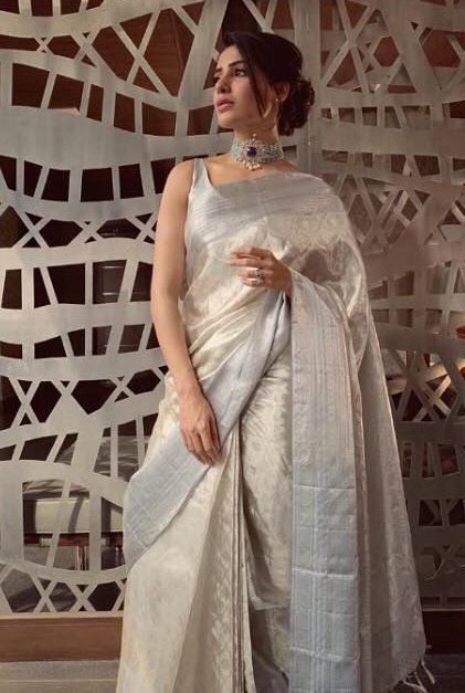 Samantha In Traditional Look, Samantha Saree Look, Samantha In Traditional, Newly Wed Indian Bride Look In Saree, Samantha Saree Pics, Samantha Photos In Saree, Samantha Dresses, Samantha Outfits, Samantha Saree