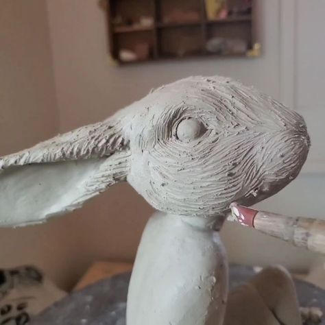 Kelsey Bowen on Instagram: “Timelapse fur! #sculpture #clay #bmix #rabbit #fir #texture #details #ceramics” Clay Fur Texture, Realistic Ceramic Sculpture, Rabbit Clay Sculpture, Clay Rabbit Diy, Clay Rabbit Sculpture, Rabbit Sculpture Clay, Fur Sculpture, Rabbit Clay, Rabbit Pottery