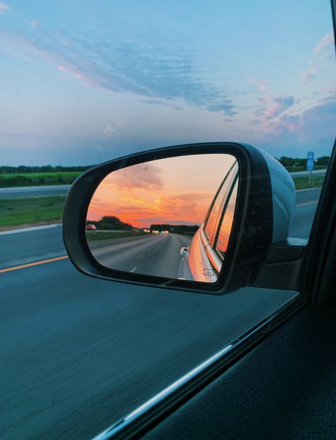 #sunset #drive #photography #aesthetic Reckless Driving Aesthetic, Drive Astethic, Learn To Drive Aesthetic, Drivers Licence Vision Board, Carpool Aesthetic, Learning To Drive Aesthetic, Aesthetic Driving Pics, Car Drive Aesthetic, Nadia Core