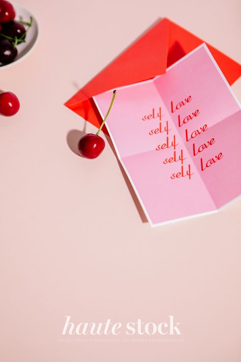 Valentines Social Media, Emprendimiento Ideas, Valentine Photo Shoot, Valentine Photography, Card Photography, Bold Color Palette, Styled Stock Photography, Love Note, Branding Business