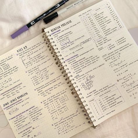 Studying Stationary, Study Tips For Students, College Notes, Tombow Dual Brush Pen, Tombow Dual Brush, Study Stationery, School Organization Notes, Study Board, Pretty Notes