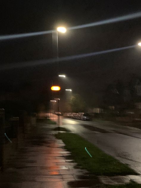 #night #rain #winter #road #streetlight #autumn #walking #walk #aesthetic #wallpaper #lights Night Walking Aesthetic, Aesthetic London, Road Pictures, Rainy Day Aesthetic, Night Rain, Night Background, Night Pictures, Night Scenery, Walking In The Rain