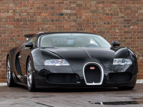 Bugatti Veyron, Bugatti Car, Opening Car, Aesthetic Cool, Pimped Out Cars, Bugatti Cars, Car Aesthetic, Car Cleaning Hacks, Car Hacks