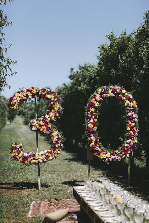 Tenis Party, Floral Numbers, Diy Bohemian, Deco Champetre, 30th Birthday Decorations, Birthday Table Decorations, Birthday Goals, Garden Party Decorations, Picnic Birthday