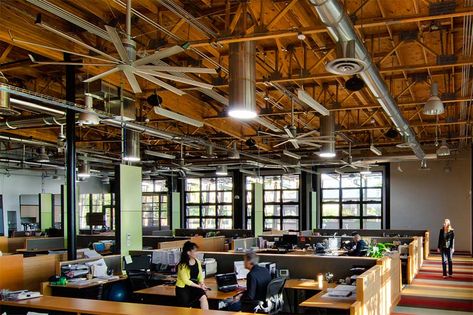 Does Office Design Have An Effect On Productivity? Commercial Ceiling Fans, Office Ceiling, Green House Design, Used Solar Panels, Open Space Office, Aluminum Cans, Natural Ventilation, Big Windows, Overhead Lighting