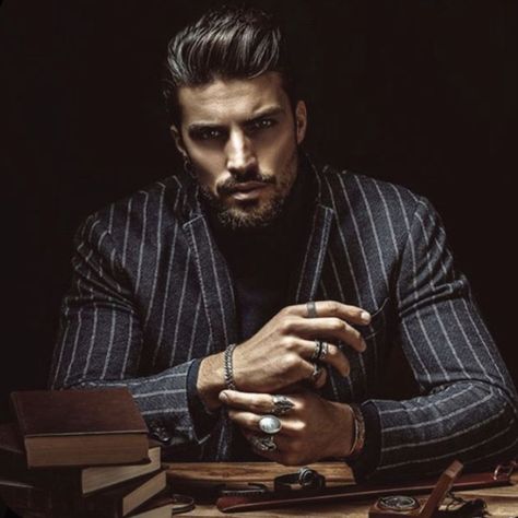 Book Boyfriends, Italian Men Mafia, Mafia Men, Italian Boys, Forever Book, Boss Man, Italian Men, Mens Fashion Classy, Long Hair Styles Men