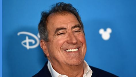 Kenny Ortega Talks Reuniting High School Musical Cast Members For Disneys Family Singalong; Zac Efron Joins ABC Special #Popculture Skylar Astin, Lucas Grabeel, Zac Efron And Vanessa, Monique Coleman, High School Musical Cast, Kenny Ortega, Kristin Chenoweth, Tori Kelly, John Stamos