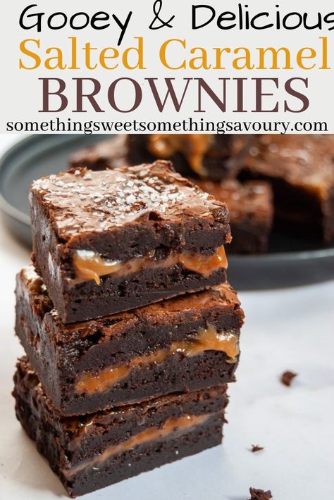 Salted Caramel Brownie Recipe, Caramel Brownies Recipe, Chocolate Caramel Brownies, Brownies Recipe Homemade, Chocolate Brownie Recipe, Salted Caramel Brownies, Caramel Desserts, Caramel Brownies, Salted Caramel Chocolate