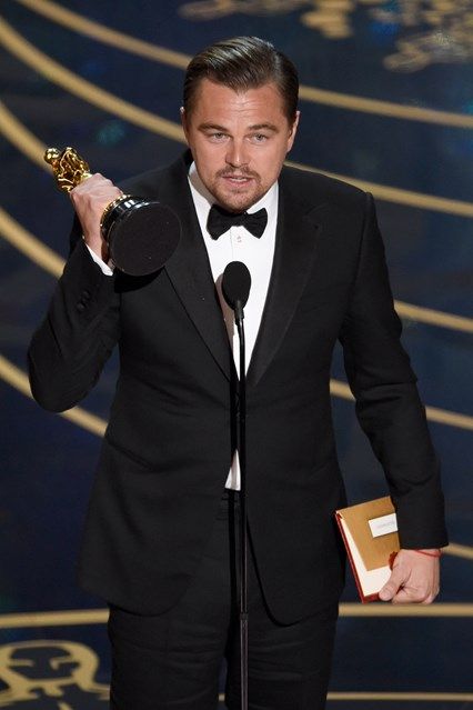 Leo's Surprising Oscars Speech Leonardo Dicaprio Oscar, Oscars Dresses, Oscar Speech, Actor Award, Oscar Academy Awards, Leonardo Dicaprio Photos, Leonardo Dicapro, Oscars 2016, Best Actor Oscar