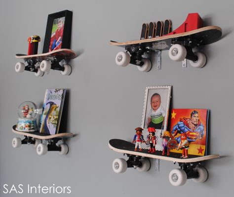 Teenage Room, Cool Boys Room, Skateboard Shelves, Teenage Room Decor, Colorful Kids Room, Unique Shelves, Estantes Flotantes, Room Shelves, Boy Bedroom