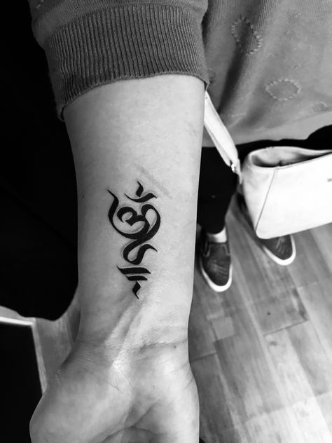 Om tattoo Om Tattoo Forearm, Om Tattoo Men, Om Sign Tattoo, Om Wrist Tattoo, Om Tattoos, Aum Tattoo, Ohm Tattoo, Om Symbol Tattoo, Om Sound