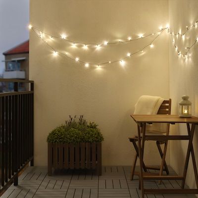 Patio Chico, Front Door Lighting, Balcony Lighting, Modern Front Door, Light Chain, Outdoor Patio Lights, Patio Lighting, Balcony Decor, Led String Lights