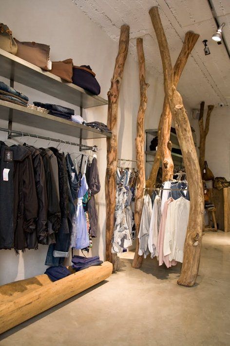 clothing designer shop, Tel Aviv-Yafo, 2010 - amira low Rustic Clothing Display, Clothes Shop Design, Fashion Shop Interior, Clothing Boutique Interior, Tree Interior, Rustic Outfits, Wooden Partitions, Interior Design Dubai, Clothing Displays