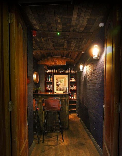 Speakeasy Wine Bar, Masculine Bar Room, Speakeasy Closet, Speakeasy Cabinet, Home Bar Rustic, Tiny Speakeasy, Attic Speakeasy, Speakeasy Entrance Ideas, Speakeasy Basement Bar