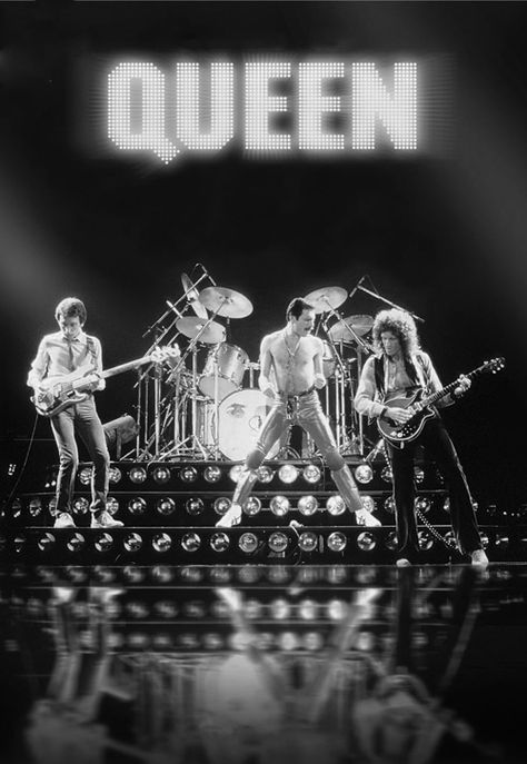 Q⃟U⃟E⃟E⃟N⃟ Roger Taylor, Rock N’roll, Queen Freddie Mercury, John Deacon, Brian May, Queen Band, Killer Queen, Mötley Crüe, I'm With The Band