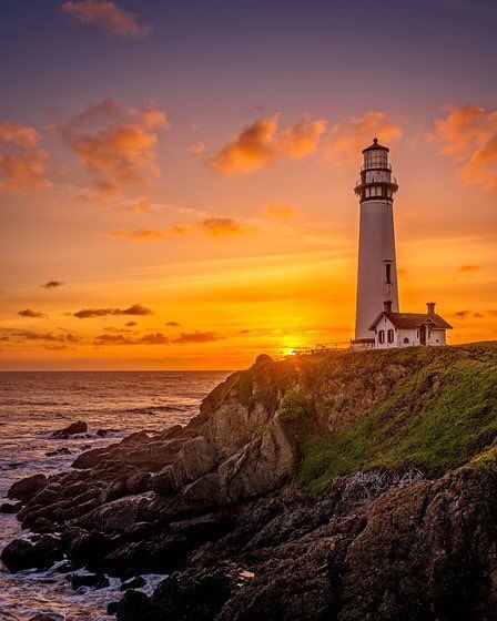 Sunset at Pigeon point lighthouse Lighthouse Lighting, Lighthouses Photography, Puzzle Collection, Lighthouse Photos, Lighthouse Painting, Lighthouse Pictures, Lighthouse Art, Beautiful Lighthouse, Landscape Photos