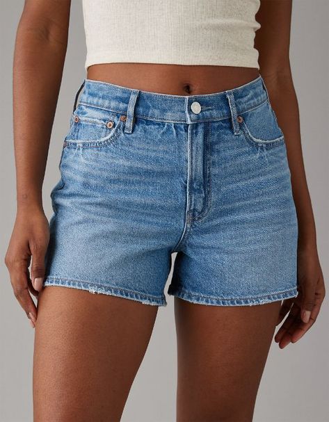 AE Strigid Super High-Waisted Relaxed Denim Short Vintage Levi’s Shorts Outfit, Cute Longer Shorts, Relaxed School Outfits, Summer San Diego Outfits, Medium Length Shorts, Cute Casual Outfits For Summer Shorts, Jean Shorts 2024, Cute Summer Bottoms, Women’s Shorts