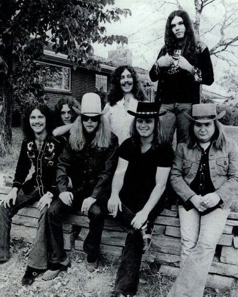 Lynyrd Skynyrd Lynard Skynard, Allen Collins, Gary Rossington, Lynyrd Skynyrd Band, Ronnie Van Zant, Robert Burns, Free Bird, Lynyrd Skynyrd, Musica Rock