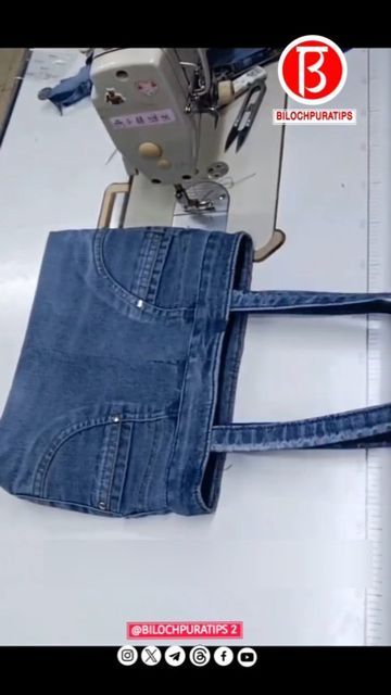 Jean Bags Pattern Ideas, Sew Purse, Repurpose Jeans, Jeans Bags Ideas, Crossbody Bag Tutorial, Diy Jean Bag, Denim Recycle, Denim Bags From Jeans, Recycle Denim