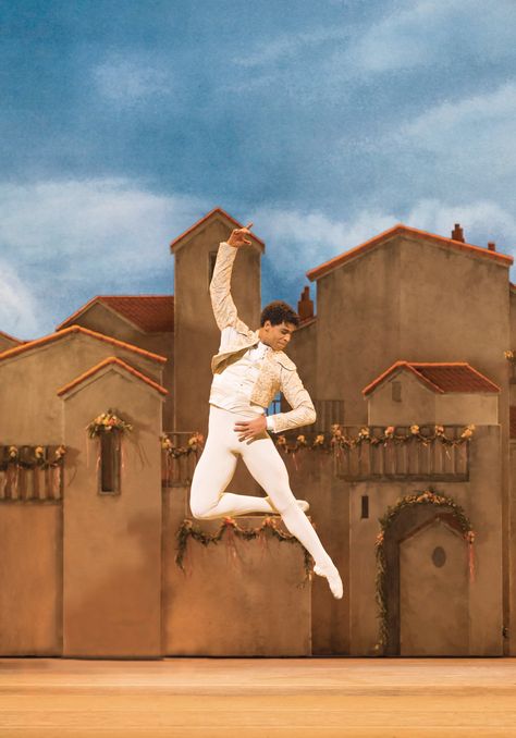 Cuban heels: Carlos Acosta at the Royal Ballet – in pictures Carlos Acosta, Houston Ballet, Ballet Positions, La Bayadere, The Royal Ballet, Ballet Boys, Male Ballet Dancers, Ballet Performances, American Ballet Theatre