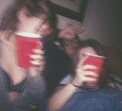 70 ideas for party friends drunk people #party Hogwarts Party, Teenage Parties, Drunk Friends, Drunk People, Friends Drinks, College Aesthetic, Free Beer, Party Friends, Party Pictures