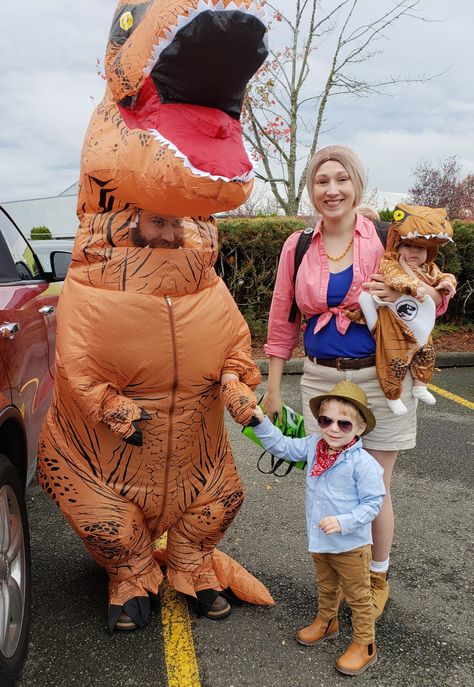 Jurassic Park Halloween Family Costume, Dr. Alan Grant, Dr. Ellie Sattler, Trex, baby trex, toddler, family of 4 Jurassic Family Costume, Family Dinosaur Costume Ideas, Jurassic Park Halloween Costume Family, Family Of 4 Halloween Costumes With Baby, Dinosaur Family Costume, Family Costume Ideas For 4 Halloween, Dinosaur Family Halloween Costumes, Family Dinosaur Halloween Costumes, Dr Ellie Sattler Costume