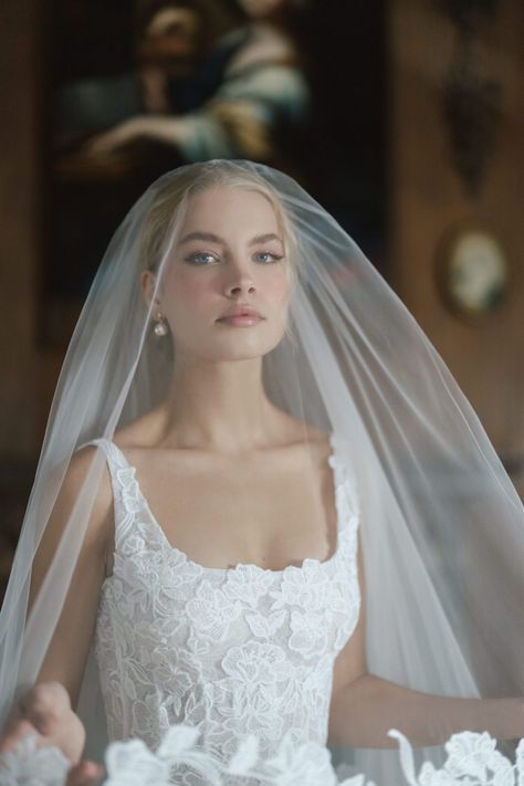 Spring Bridal Trends 2024: Anne Barge ~ WedLuxe Media Blusher Veil Hairstyles, Anne Barge Wedding Dresses, Blonde Bride, Bridal Trends, Anne Barge, Bride Veil, Wedding Hairstyles With Veil, Couture Wedding Gowns, Bride Groom Dress