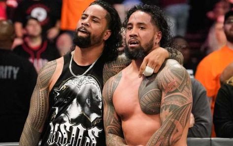 10 Things You Didn't Know about Jimmy Uso Usos Wwe, Wwe Survivor Series, Wrestling Team, Wwe Tag Teams, Wrestling Videos, Survivor Series, Wwe World, Wwe Roman Reigns, Vince Mcmahon