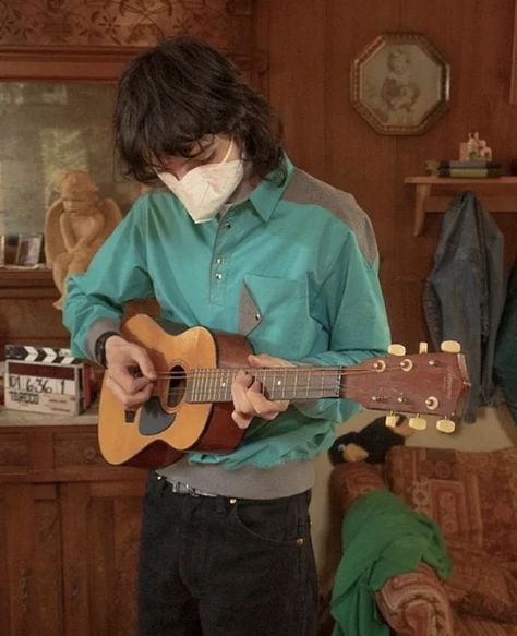 mike wheeler finn wolfhard stranger things 4 bts behind the scenes Mike Wheeler, Finn Stranger Things, Finn The Human, Stranger Things Actors, Stranger Things Characters, Cast Stranger Things, Will Byers, Finn Wolfhard, Steve Harrington