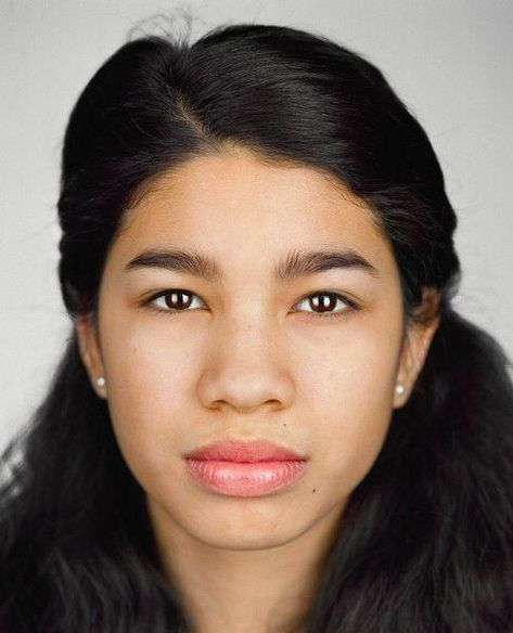 The origin of different races: The scientific reason why our facial features (nose; lips), and skin colours are different – chiniquy Flat Nose Asian, Caucasian Race, Martin Schoeller, Art App, Different Races, Nose Shapes, Flat Nose, Mixed Race, Physical Features