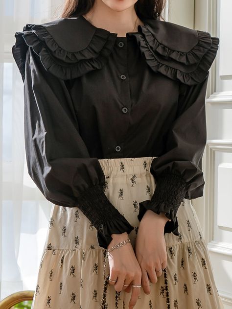 Ladies Designer Dresses, Blouse Long Sleeves Design, Black Top Outfit Casual, Black Blouse Outfit, Ladies Shirt Design, Black Shirt Outfits, Black Blouses, Puffy Sleeve Blouse, Blouse With Collar