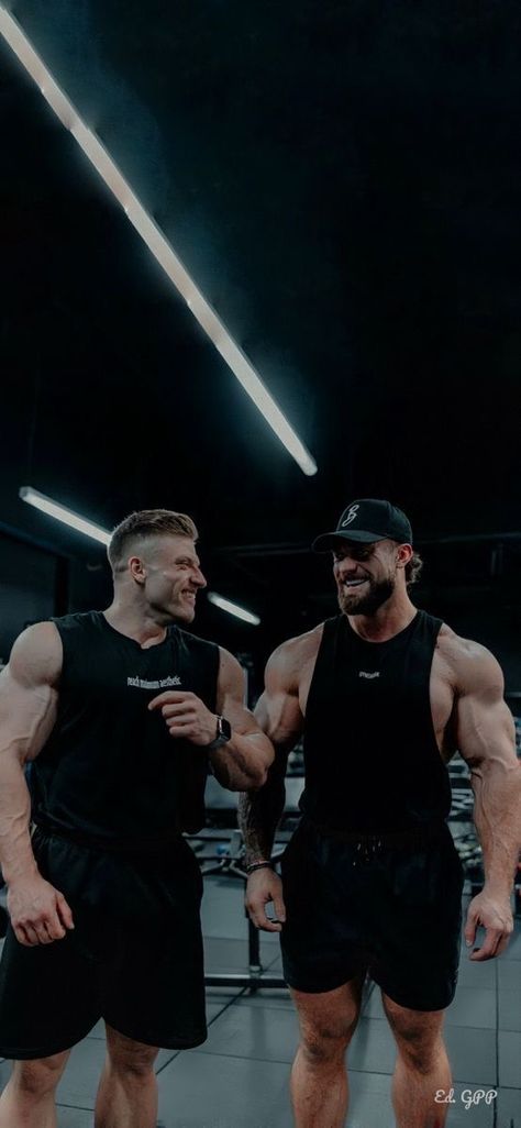 Tren Twins Gym Wallpaper, C Bum Wallpaper Gym, Cbum Gym Aesthetic Wallpaper, Gym Lover Wallpaper, Gym Photography Men, Chris Bumstead Wallpaper 4k, Cbum Gym Wallpapers, Gym Wallpaper 4k, Cbum Gym Motivation