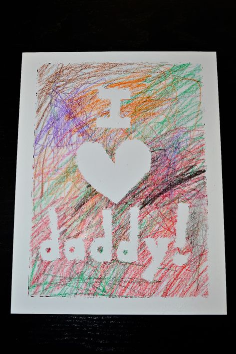 EASY FATHER'S DAY CRAFTS FOR TODDLERS AND PRESCHOOLERS- DIY Father's Day cards and gifts, all homemade and from your toddler or pre-k kids. #fathersday #fathersdaycrafts Dad Birthday Craft, Diy Father's Day Cards, Kids Fathers Day Crafts, Diy Father's Day Crafts, Dad Crafts, Fathers Day Gifts Ideas, Easy Fathers Day Craft