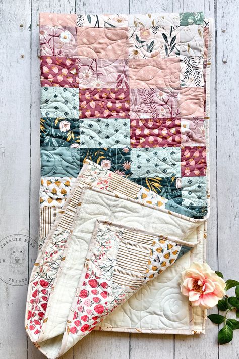 Patchwork, Couture, Cottagecore Quilt Pattern, Heirloom Quilt Patterns, Cottage Core Fabric, Diy Easy Quilt, Easy Quilt Blocks For Beginners, How To Quilt For Beginners, Quilting Projects For Beginners