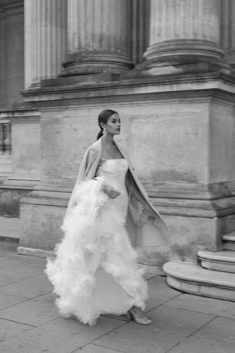 Chic Destination Wedding Elopement in Paris | French Couture Gown Dylan Parienty |The Louvre Museum | Destination Wedding Photographer | Paris Wedding Photographer | Film Wedding Photographer Jennifer Trinidad Photography | Bridal Dress Inspo | Couture Bride | Bridal Trends | Chic Bride Style | Classic Timeless Fashion Bride Black And White Bridal Photography, Paris Bridal Photoshoot, Bridal City Shoot, Bridal Campaign Shoot, Paris Fashion Photoshoot, Editorial Bridal Photography, City Bridal Shoot, Bride Editorial Photography, Trinidad Photography
