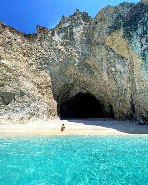 #beach #secret #caves #zakynthos #zante #greece Luxury Beach Villa, Greek Vacation, Zakynthos Greece, Greece Travel Guide, No Filter Needed, Hidden Beach, Beautiful Travel Destinations, Luxury Beach, Holiday Villa