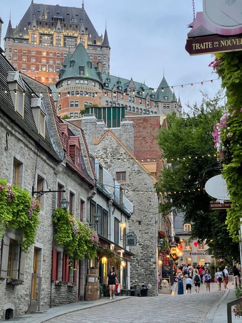 Old City Quebec, Montreal Quebec Aesthetic, Canada Montreal Quebec City, Quebec City Canada Summer, Old Quebec City Summer, Quebec City Fall, Quebec Aesthetic Summer, Montreal Quebec Canada, Canada Vision Board