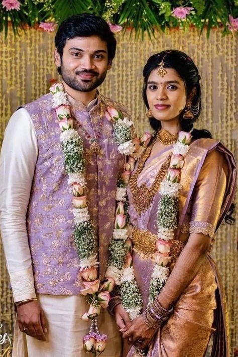 Presenting you latest wedding outfit inspiration for south indian couple. Check out the latest south indian wedding ideas at weddingbazaar.com #weddingbazaar#indianwedding #southindianbrides #silksarees #kanjeevaramsaree #southindiansareelook #southindiansareeblousedesign #southindiansareewhite #southindianweddingoutfitsisters #southindianweddingoutfitgroom #southindianweddingoutfitbridegroom #southindianweddingoutfitformen #southindianweddingoutfitguest #southindianweddingoutfitsaree South Indian Reception Outfit, South Indian Wedding Ideas, South Indian Engagement Outfit, Unique Wedding Outfits, Engagement Outfits Indian Couple, South Indian Engagement, Indian Engagement Outfit, Marriage Dress For Men, Engagement Couple Dress