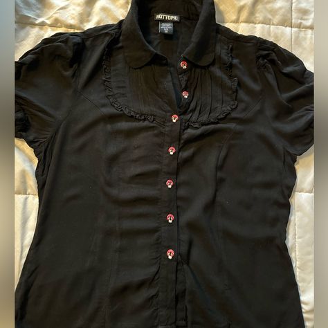 Perfect Little Black Button Down Shirt. Formal Shirt Women, My Chemical Romance Shirts, Ladies Shirts Formal, Twofer Top, Enhypen Concert, Cropped Button Up Shirt, Black Flannel Shirt, Hot Topic Shirts, Lilo And Stitch Ohana