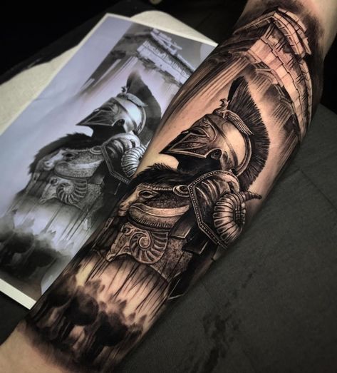 Skin Giants - Be A Giant! en Instagram: “👩🏻 🙏🏻⚡👏⁠ Spartan Warrior⁠ Artist: @dylanwebertattoos⁠ Country: AU⁠ ———————————————————————⁠ ⚜️FOLLOW⚜️ @skingiants for daily tattoos! Sharing…” Spartan Warrior Tattoo, Chest Tattoos For Men, Warrior Tattoo Sleeve, Roman Tattoo, Gladiator Tattoo, Spartan Tattoo, Knight Tattoo, Men Tattoos Arm Sleeve, Greek Mythology Tattoos