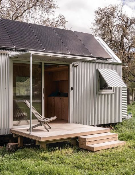How An New Zealand Architect Built His Own Tiny Alpine Cabin Micro Cabin, Cosy Interior, Composting Toilet, Wood Burning Fires, Tiny Cabin, Tiny Living, Built In Storage, Minimal Design, Tiny House