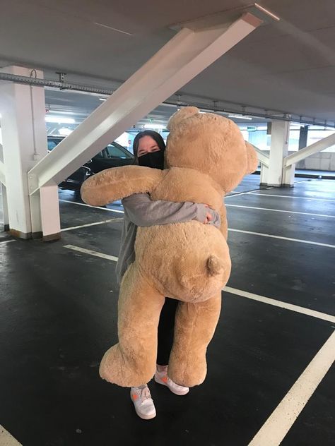 teddy bear hug aesthetic parking garage Big Tady Bear, Life Size Bear, Giant Teddy Bear Aesthetic, Big Teddy Bear In Bedroom, Huge Stuffed Animals, Big Stuffed Bear, Life Size Teddy Bear, Teddy Bear Bedroom, Massive Teddy Bear