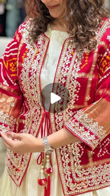 Bandhej Dress Designs, Embroidery Fashion Detail, Exquisite Gowns, Indo Western Dress, Long Dress Design, Dress Design Patterns, Indian Gowns Dresses, Designer Boutique, Indian Gowns