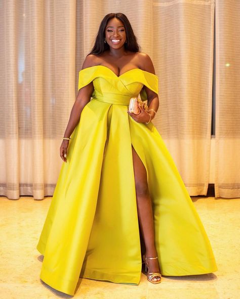 25 Iconic Owambe Style Ideas (October Edition) | ThriveNaija Couture, Dinner Gowns Classy Style Plus Size, Chartreuse Gown, Yellow Party Dresses, Dinner Gowns, African Prom Dresses, Prom Dresses Yellow, Maid Of Honour Dresses, Plus Size Prom